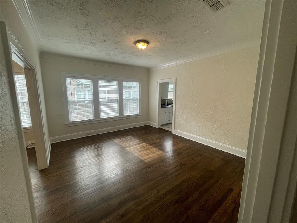 242 Preston Avenue Property Photo 9