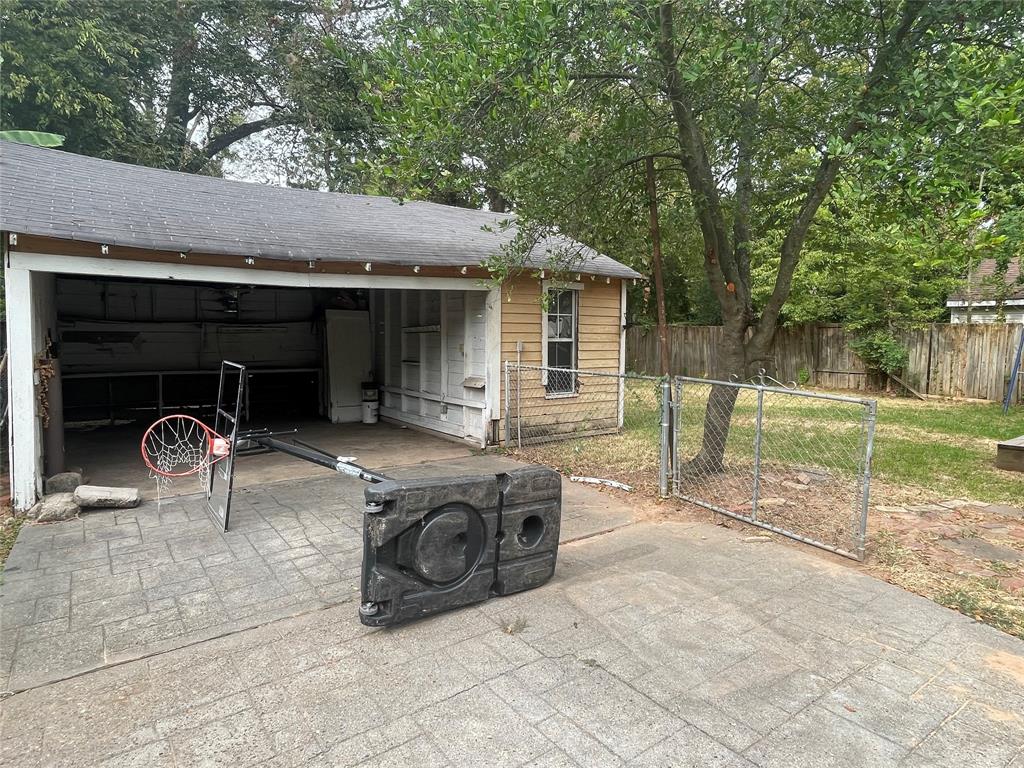 242 Preston Avenue Property Photo 30