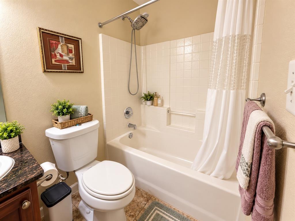 1605 Canary Island Court Property Photo 14