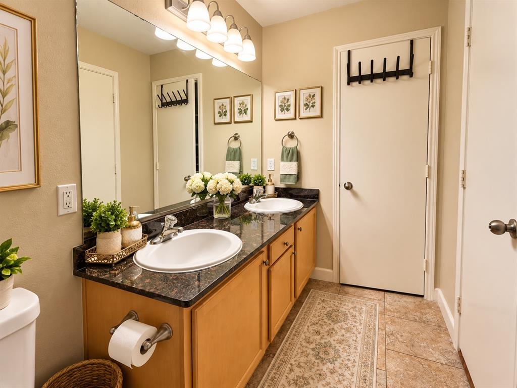 1605 Canary Island Court Property Photo 17