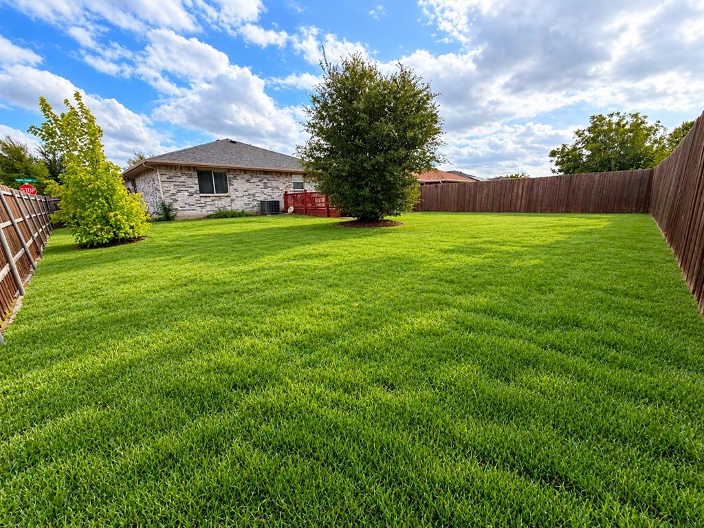 1605 Canary Island Court Property Photo 25