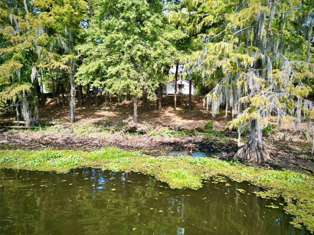 15585 Rudd Road Property Photo 9