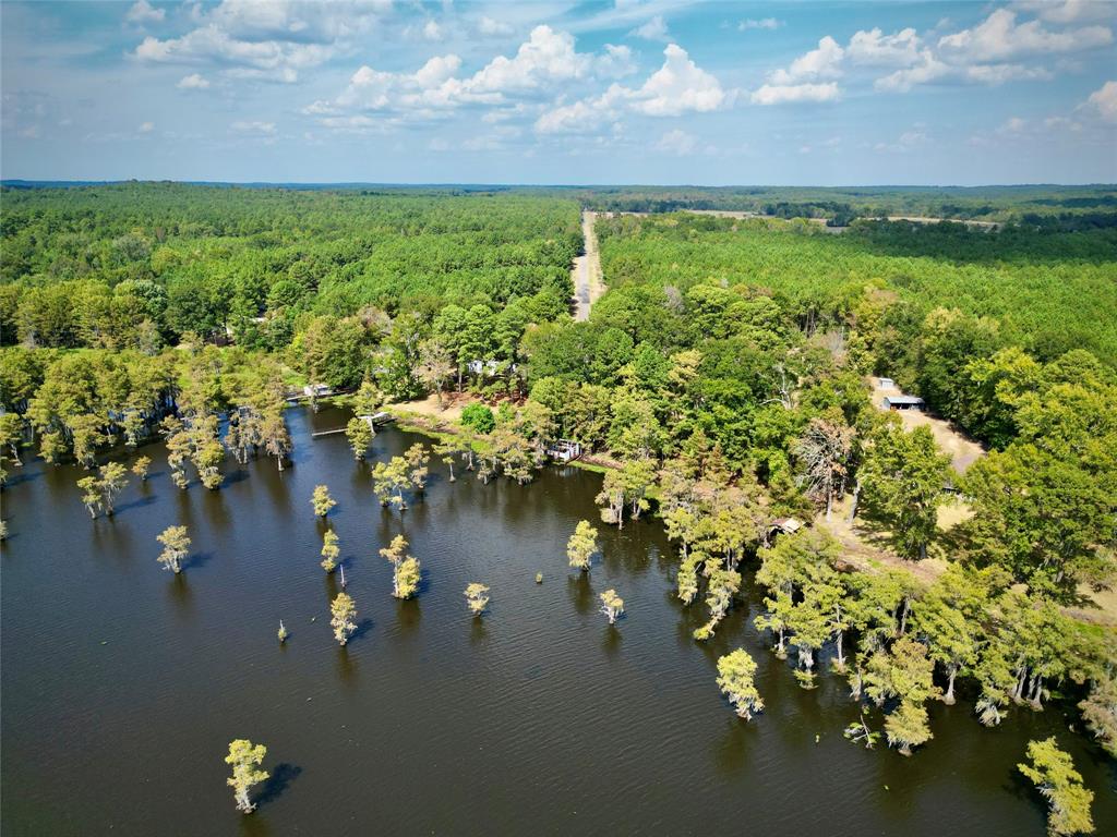 15585 Rudd Road Property Photo 12
