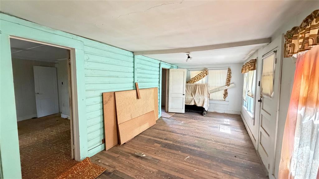 15585 Rudd Road Property Photo 21