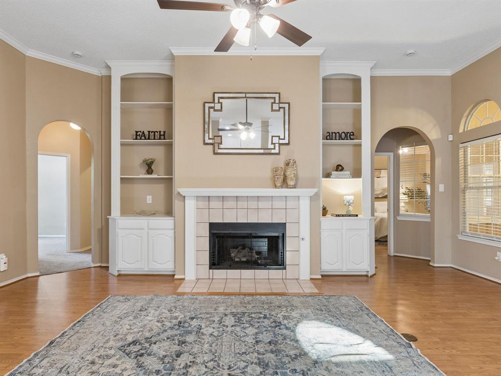 1008 E Grubb Drive Property Photo 3