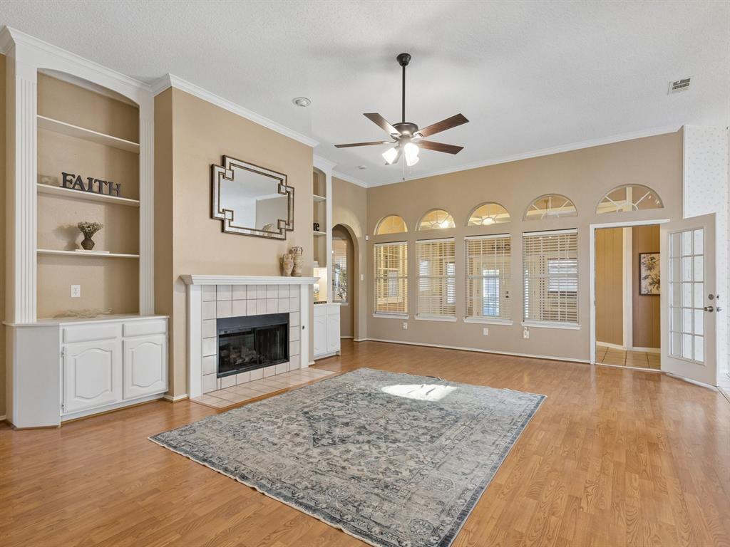 1008 E Grubb Drive Property Photo 11