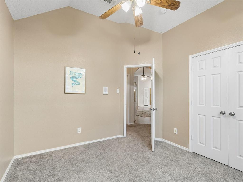 1008 E Grubb Drive Property Photo 29