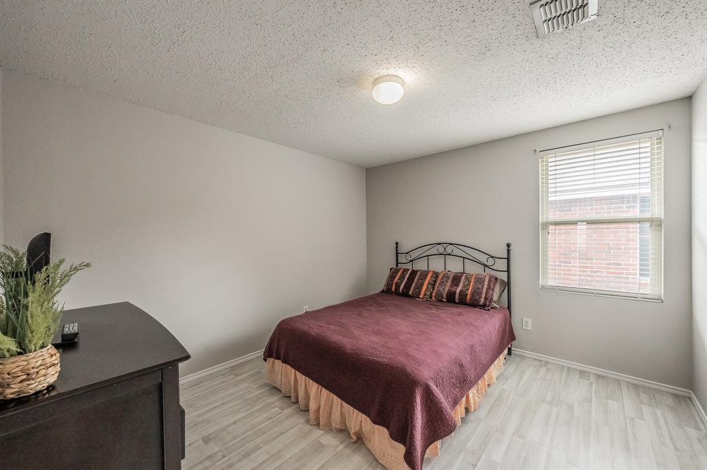1016 Stone Chapel Way Property Photo 18