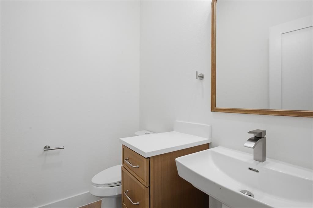 2634 Bainbridge Drive Property Photo 12