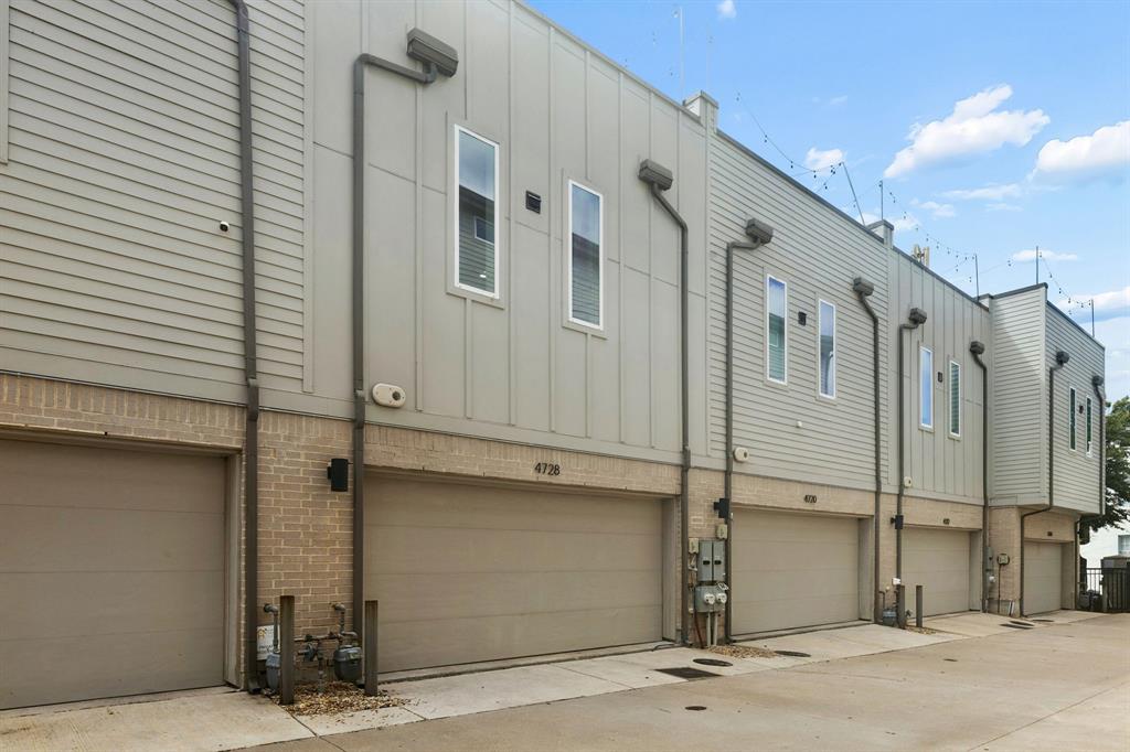 4728 Asher Place Property Photo 23
