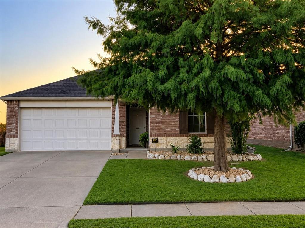 125 Abelia Drive Property Photo 1