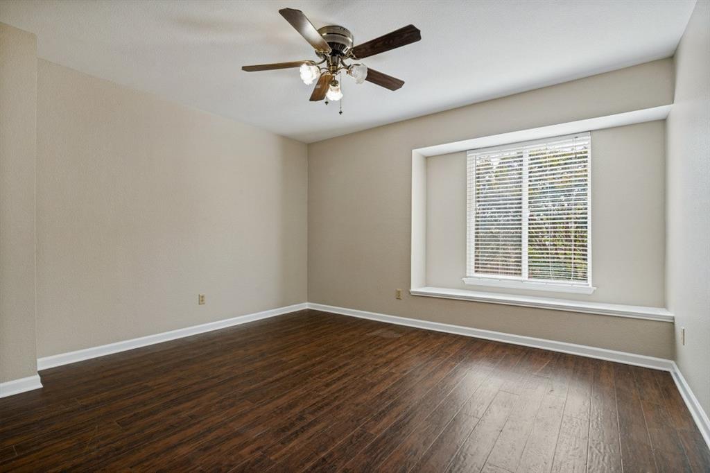 814 Foxwood Lane Property Photo 12