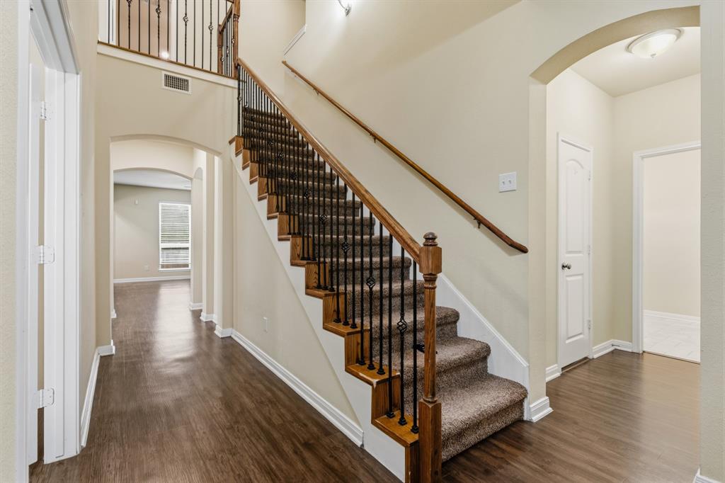 602 Hobby Road Property Photo 5