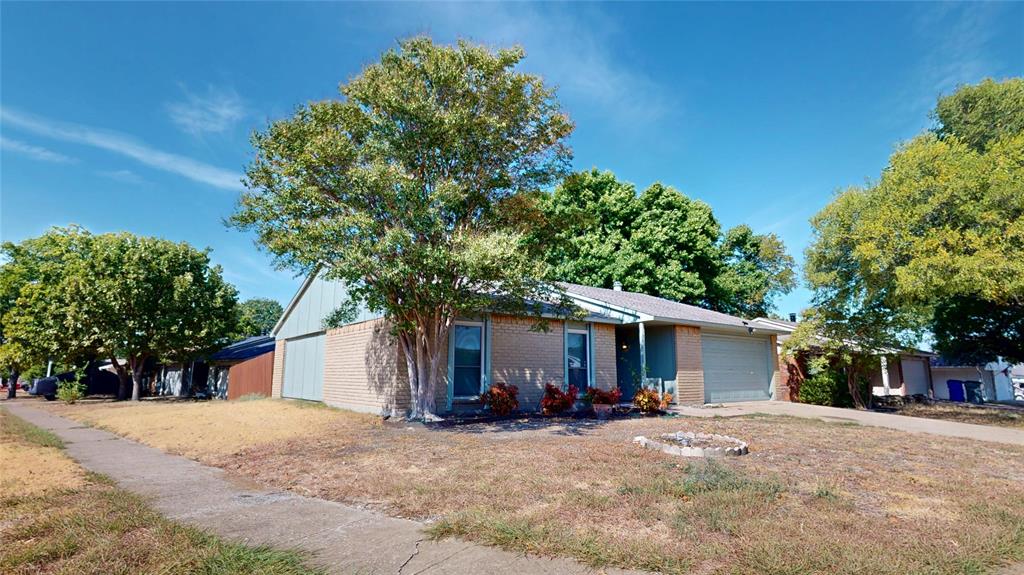 739 Leading Lane Circle Property Photo 4