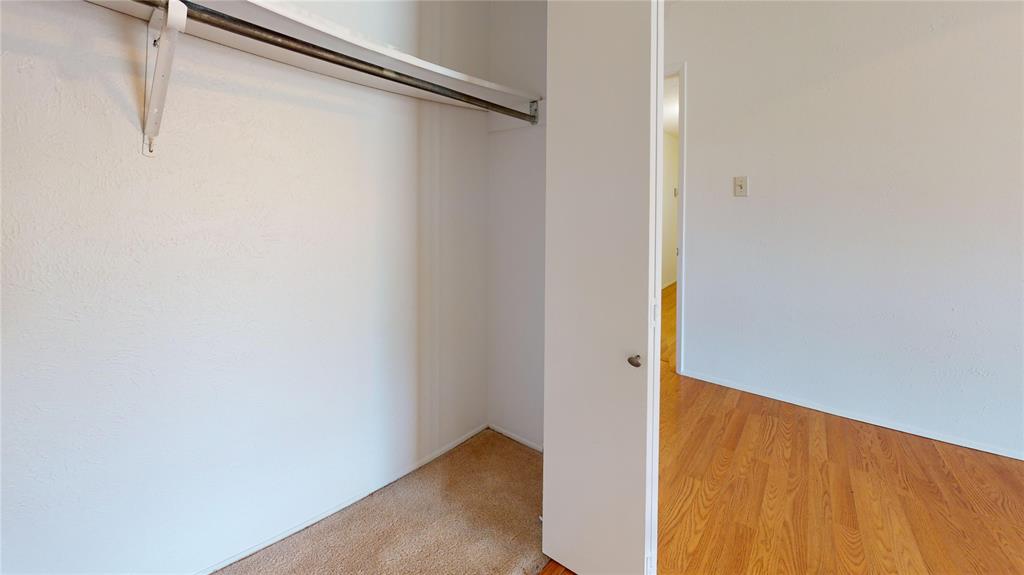 739 Leading Lane Circle Property Photo 8