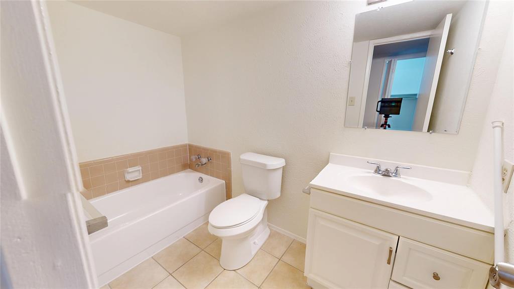 739 Leading Lane Circle Property Photo 15