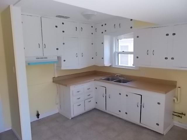 933 Peach Street Property Photo 8