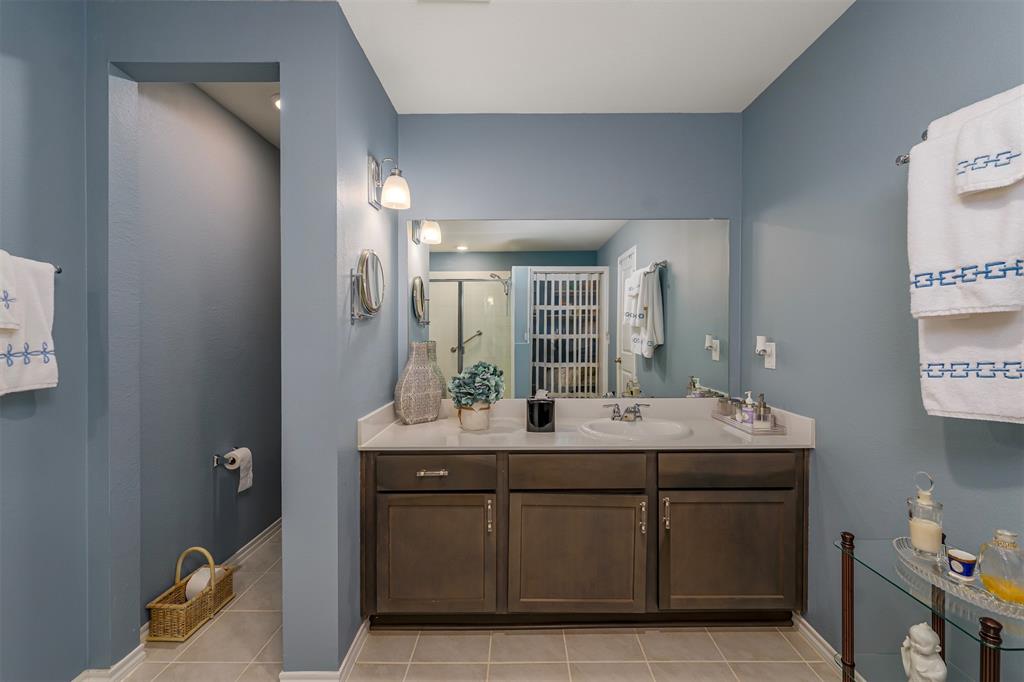 910 Community Way Property Photo 14