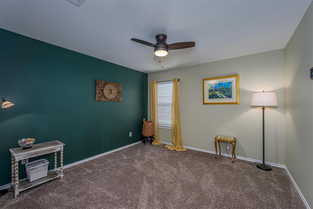 910 Community Way Property Photo 18