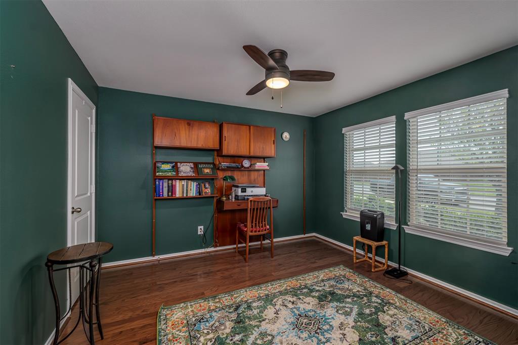 910 Community Way Property Photo 19