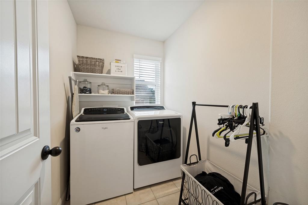 112 Kens Court Property Photo 19