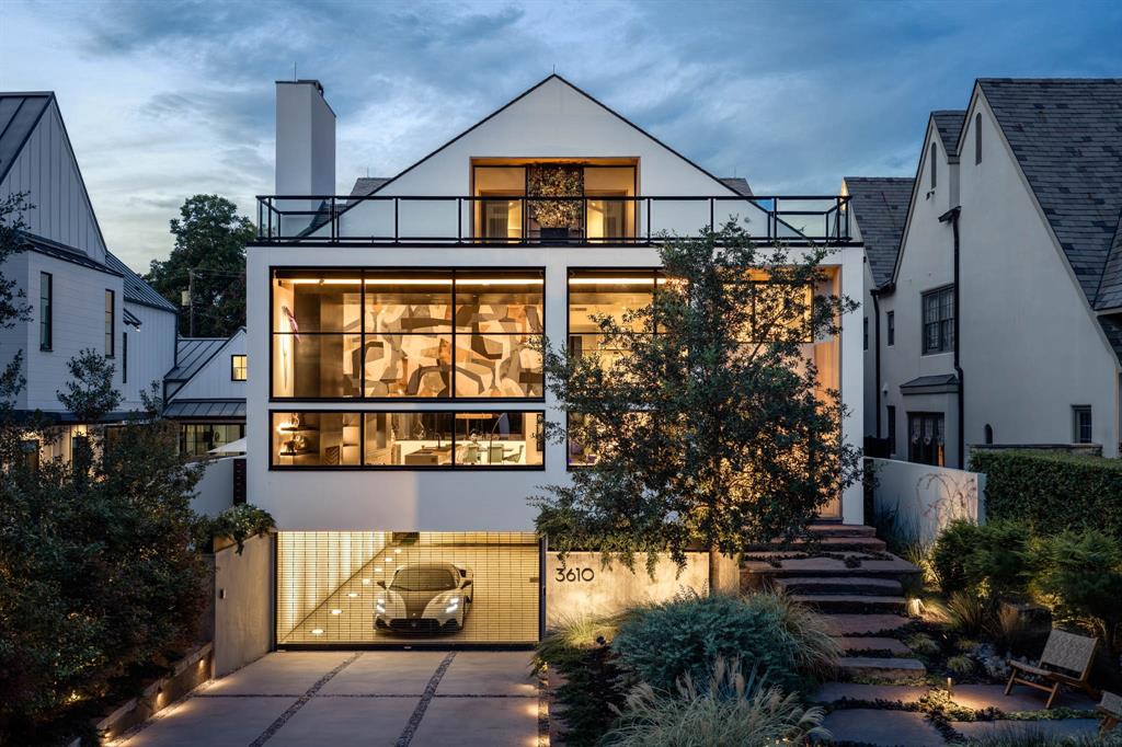 3610 Lindenwood Avenue Property Photo 1