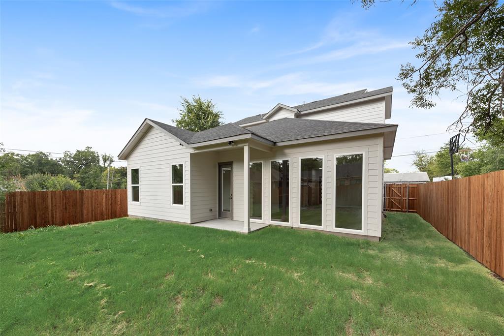 1307 Diceman Avenue Property Photo 4
