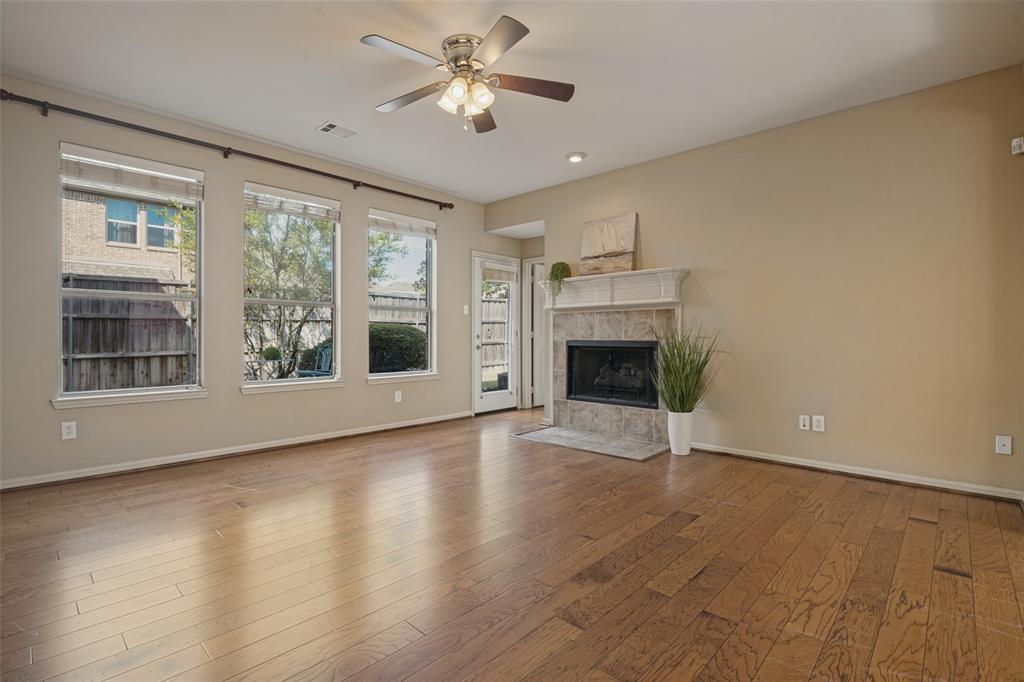 413 Royal Oak Drive Property Photo 5