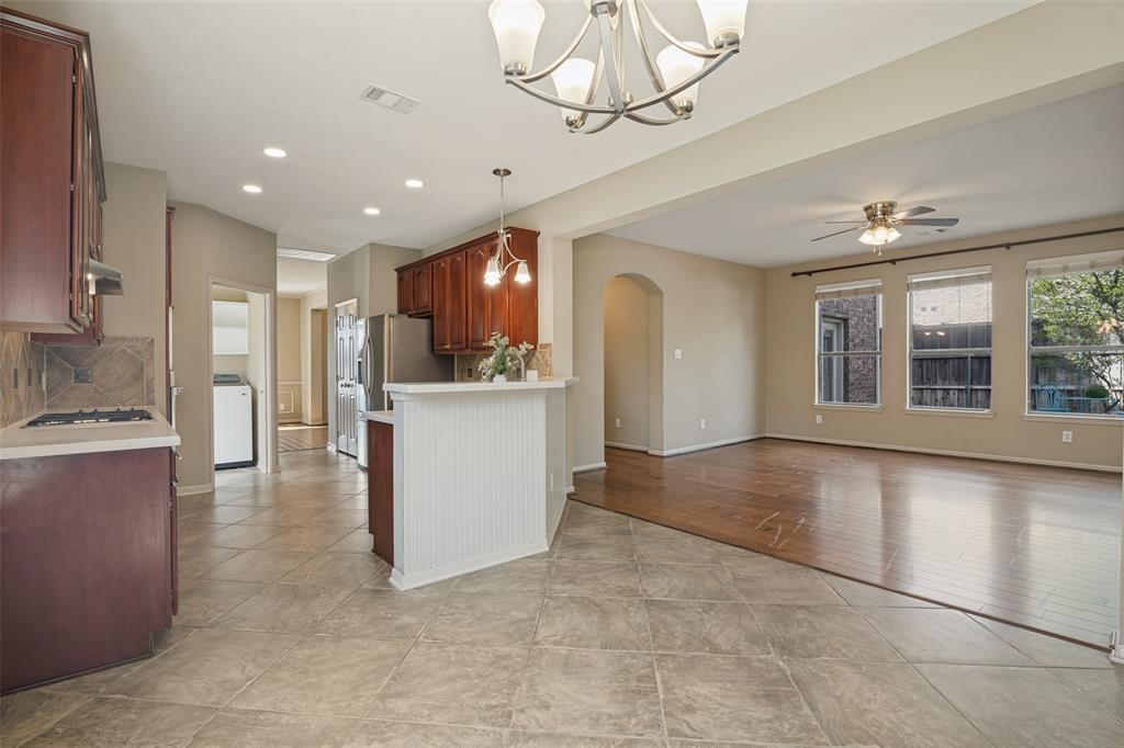 413 Royal Oak Drive Property Photo 10