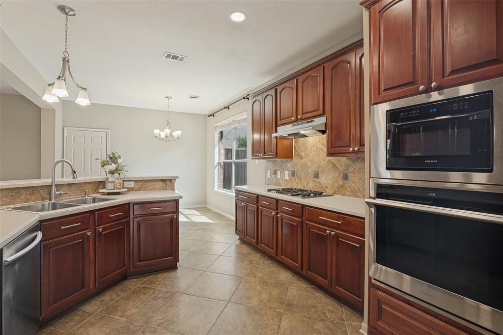 413 Royal Oak Drive Property Photo 12