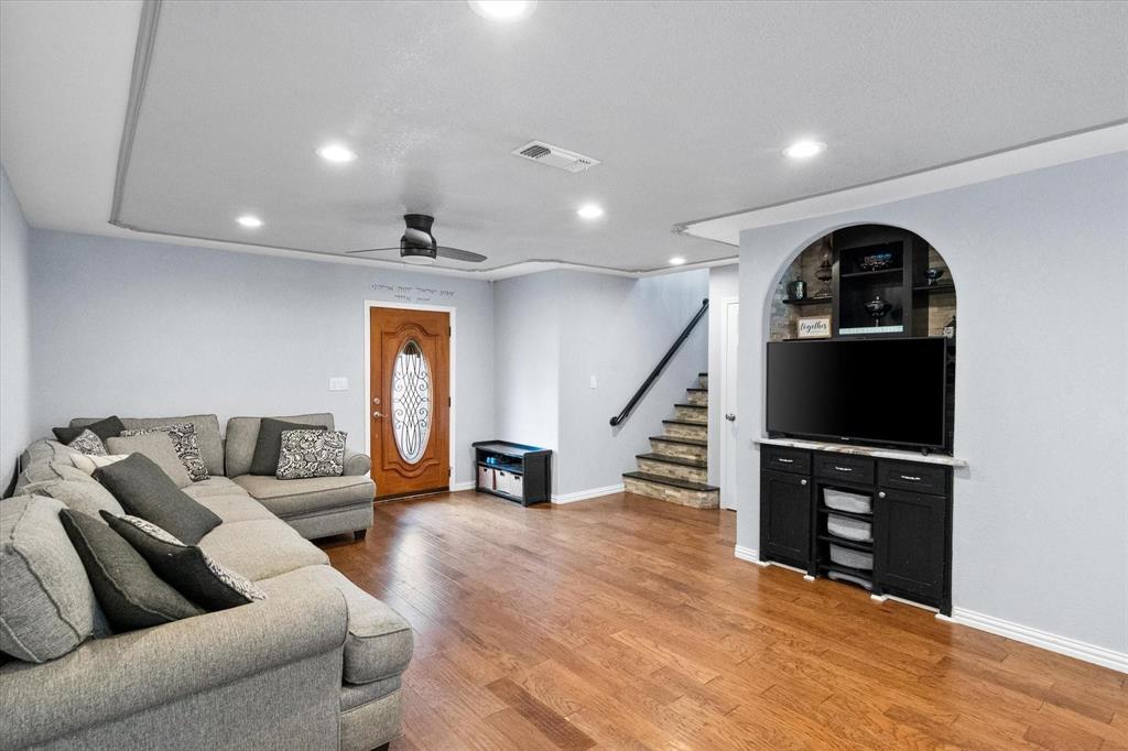 419 Sky Harbour Court Property Photo 12