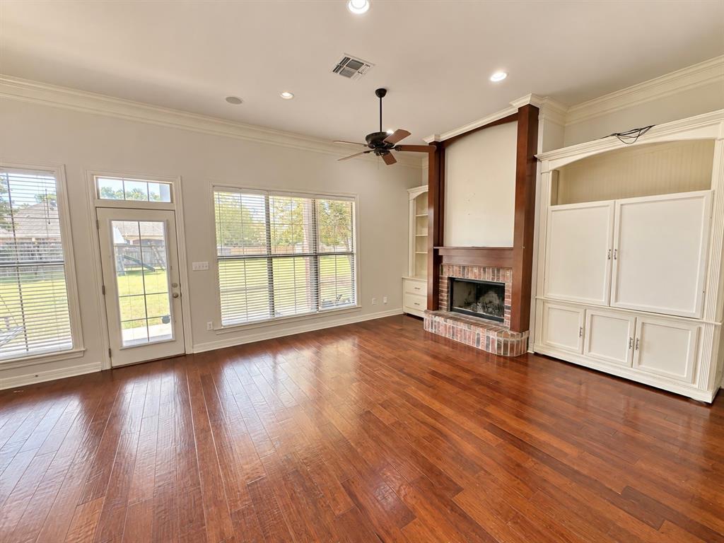 218 Ixworth Avenue Property Photo 2