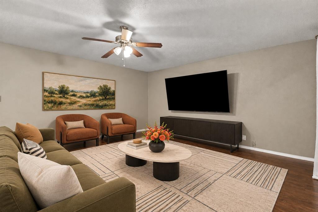 1424 Autumncrest Drive Property Photo 12