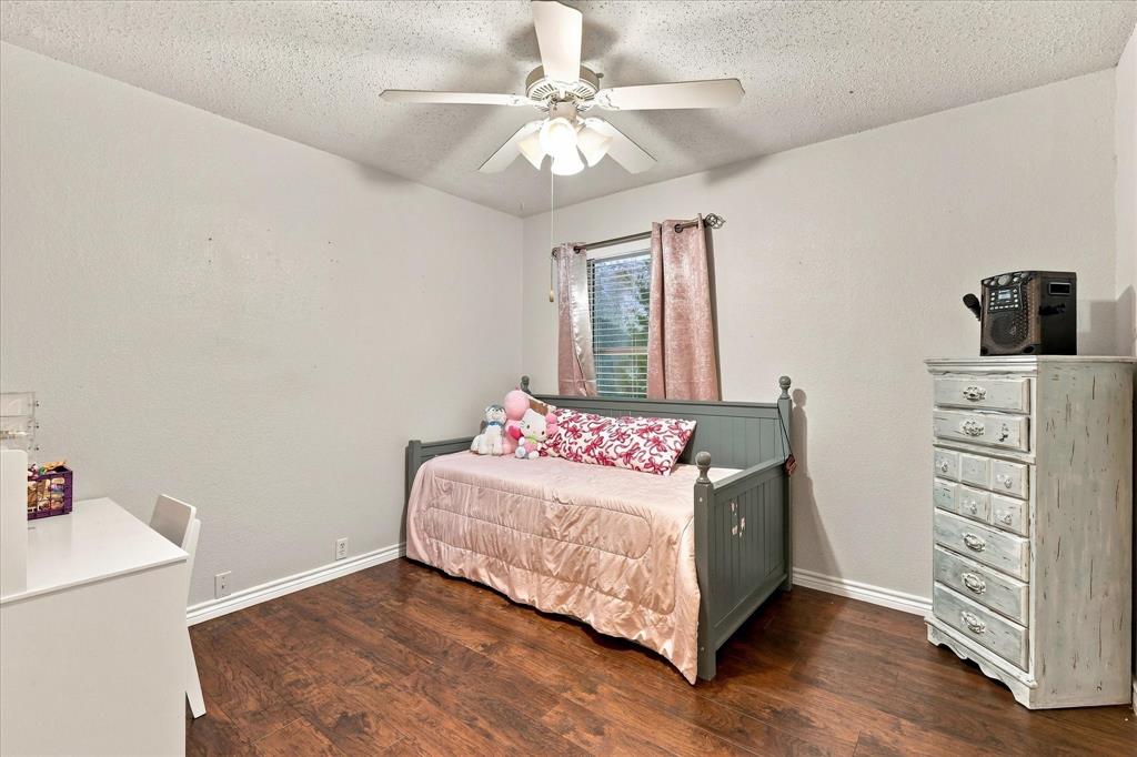 1424 Autumncrest Drive Property Photo 32