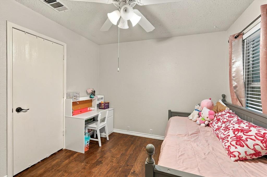 1424 Autumncrest Drive Property Photo 33