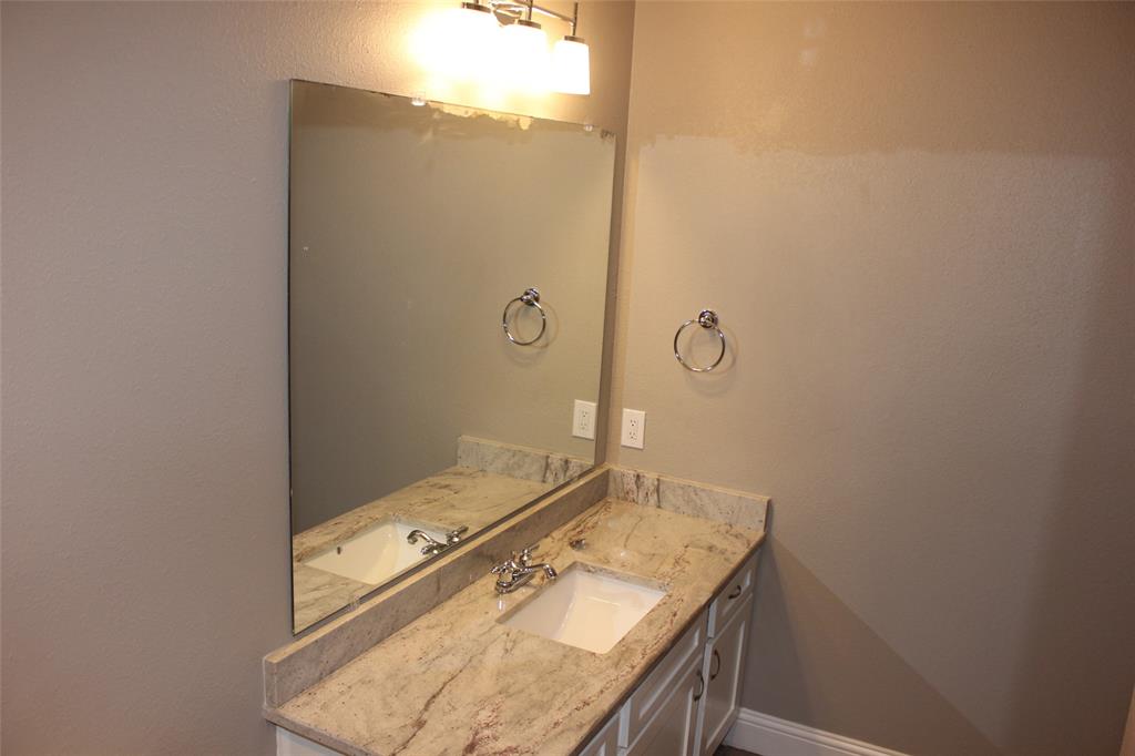 824 Shannon Drive Property Photo 17