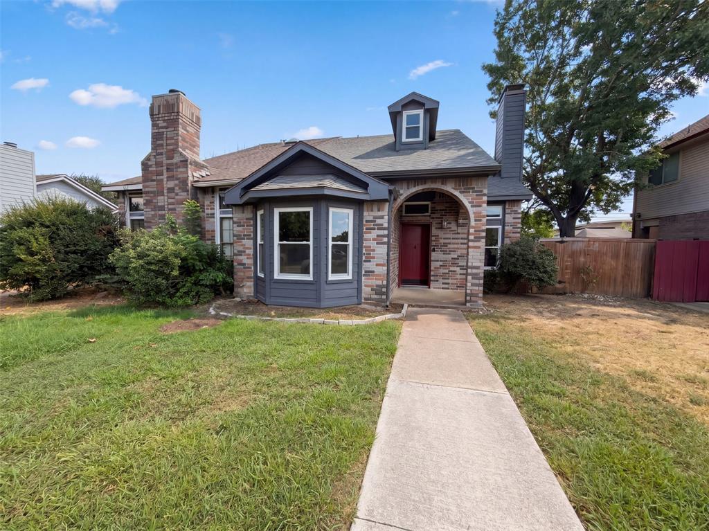 832 Brockden Drive Property Photo 1