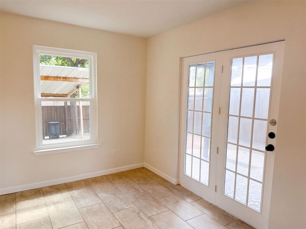 832 Brockden Drive Property Photo 17