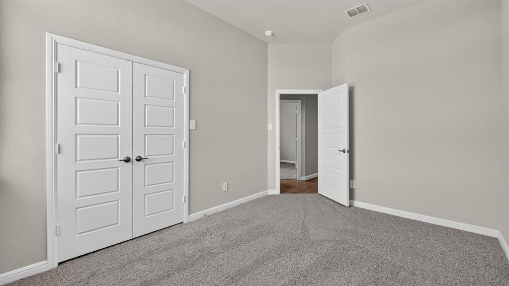 3292 Pier View Street Property Photo 17