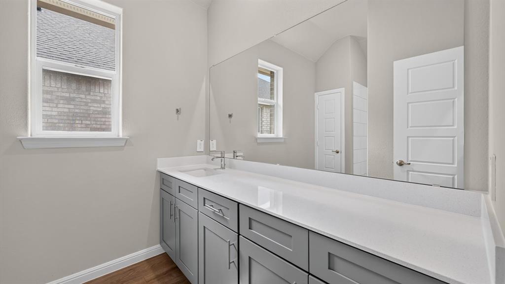 3292 Pier View Street Property Photo 20