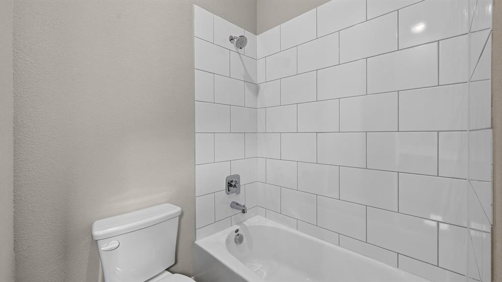 3292 Pier View Street Property Photo 21