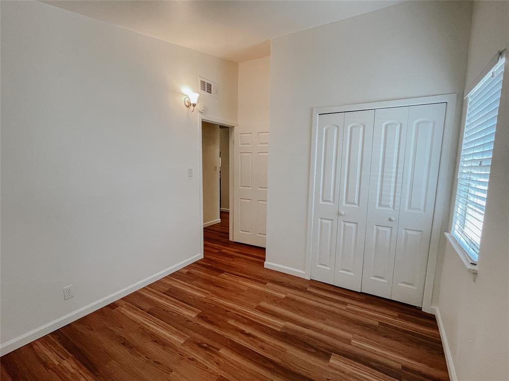 405 Knob Circle Property Photo 12