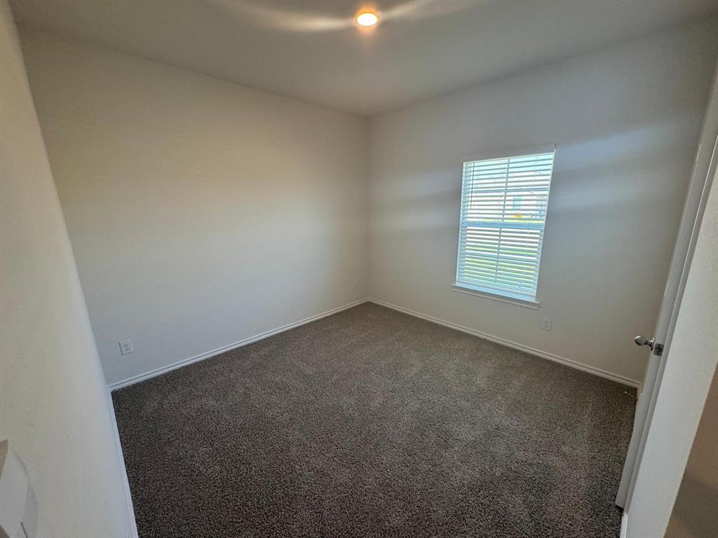109 Labein Avenue Property Photo 34