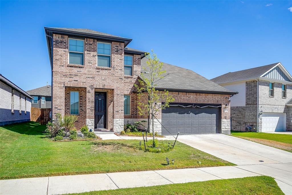 2921 Fox Trail Lane Property Photo 3