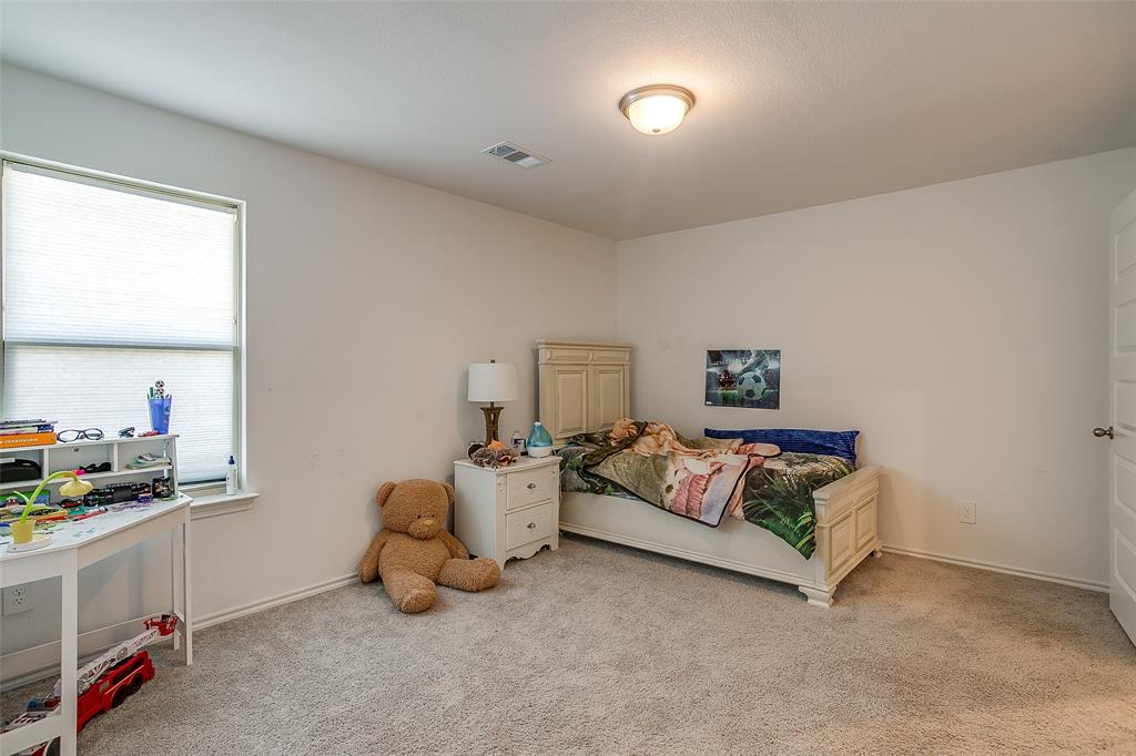 2921 Fox Trail Lane Property Photo 25