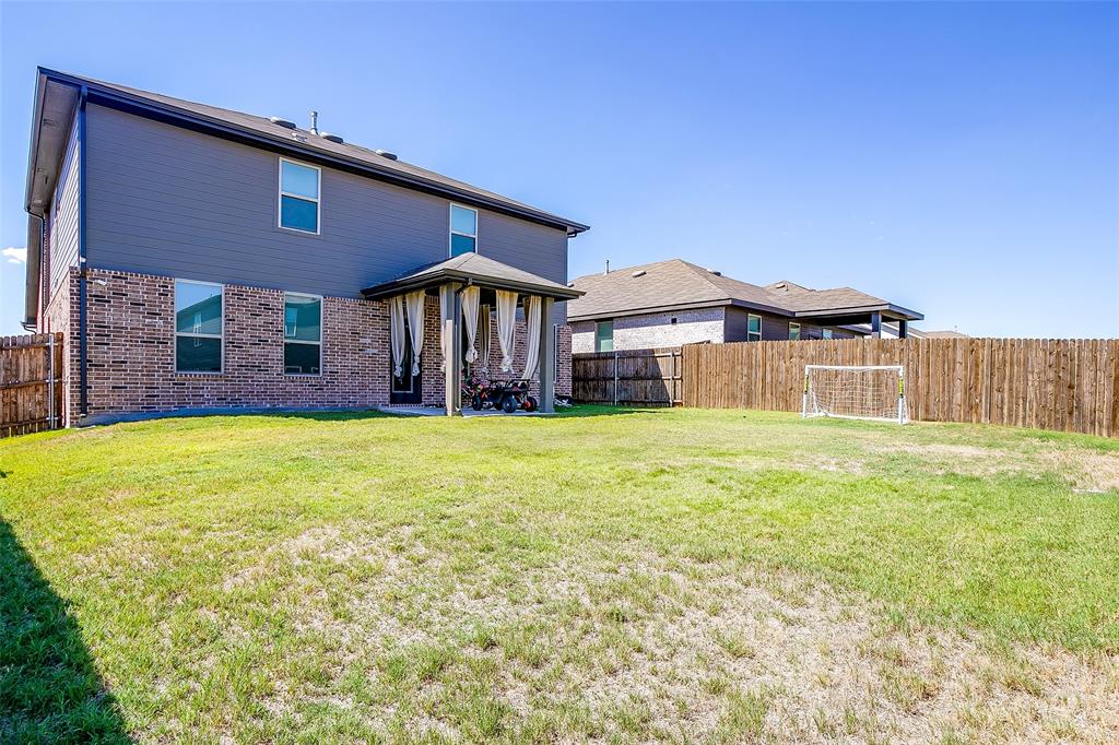 2921 Fox Trail Lane Property Photo 31