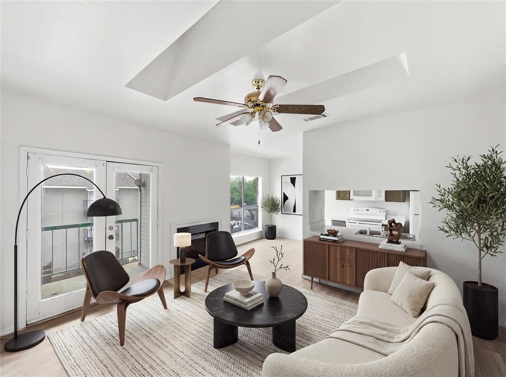 7126 Holly Hill Drive 304 Property Photo 1