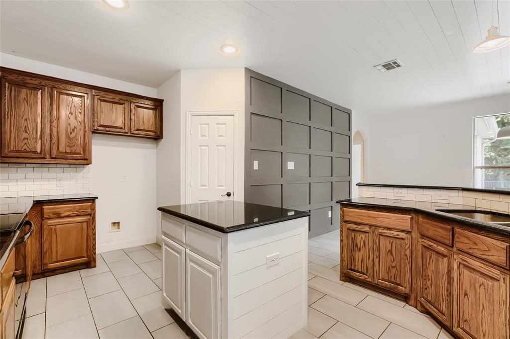 116 Crooked Cove Property Photo 10