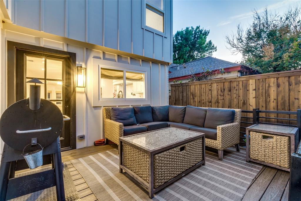 5931 Kenwood Avenue Property Photo 34