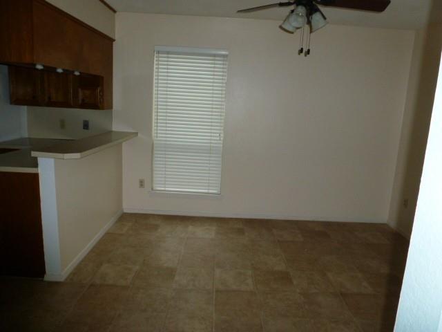 3189 Chimney Circle Property Photo 5